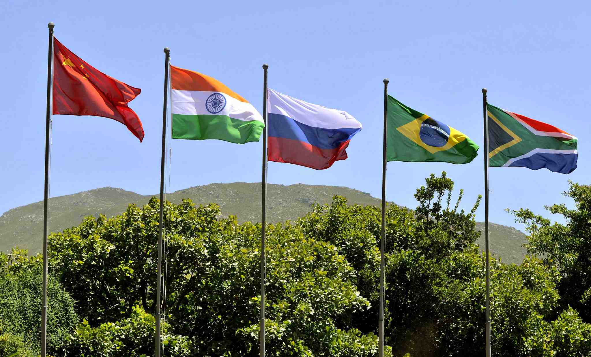 O bloco econômico é formado por Brasil, Rússia, Índia, China e África do Sul