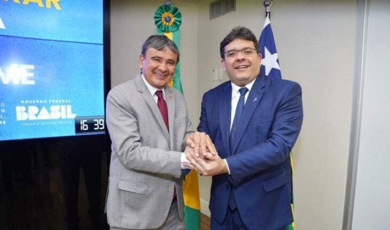Ministro do Desenvolvimento Social, Wellington Dias e governador do Piauí, Rafael Fonteles