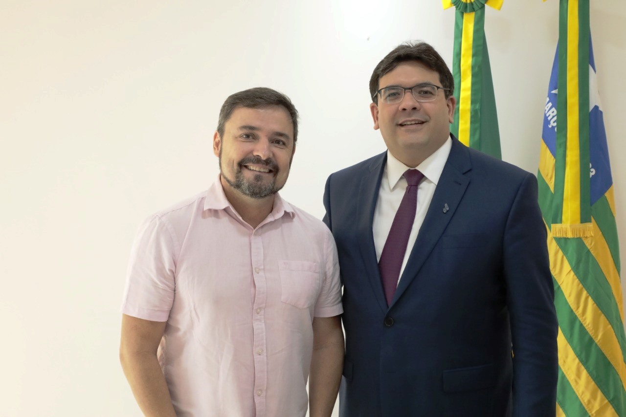 Fabio Novo ao lado do governador Rafael Fonteles