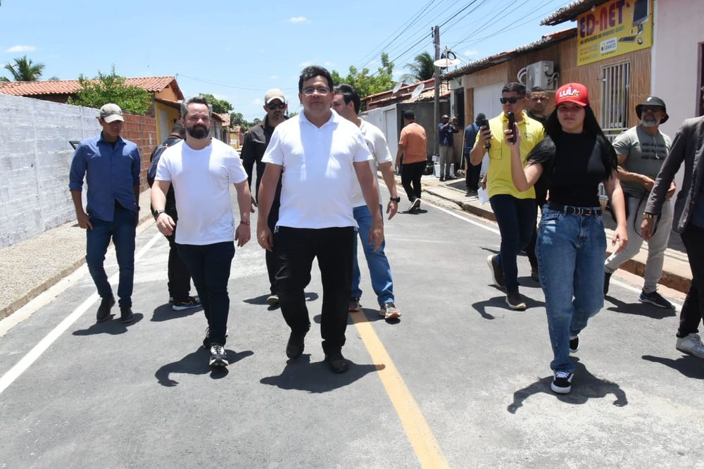 Inauguração de pavimentação asfáltica de ruas em Buriti dos Lopes