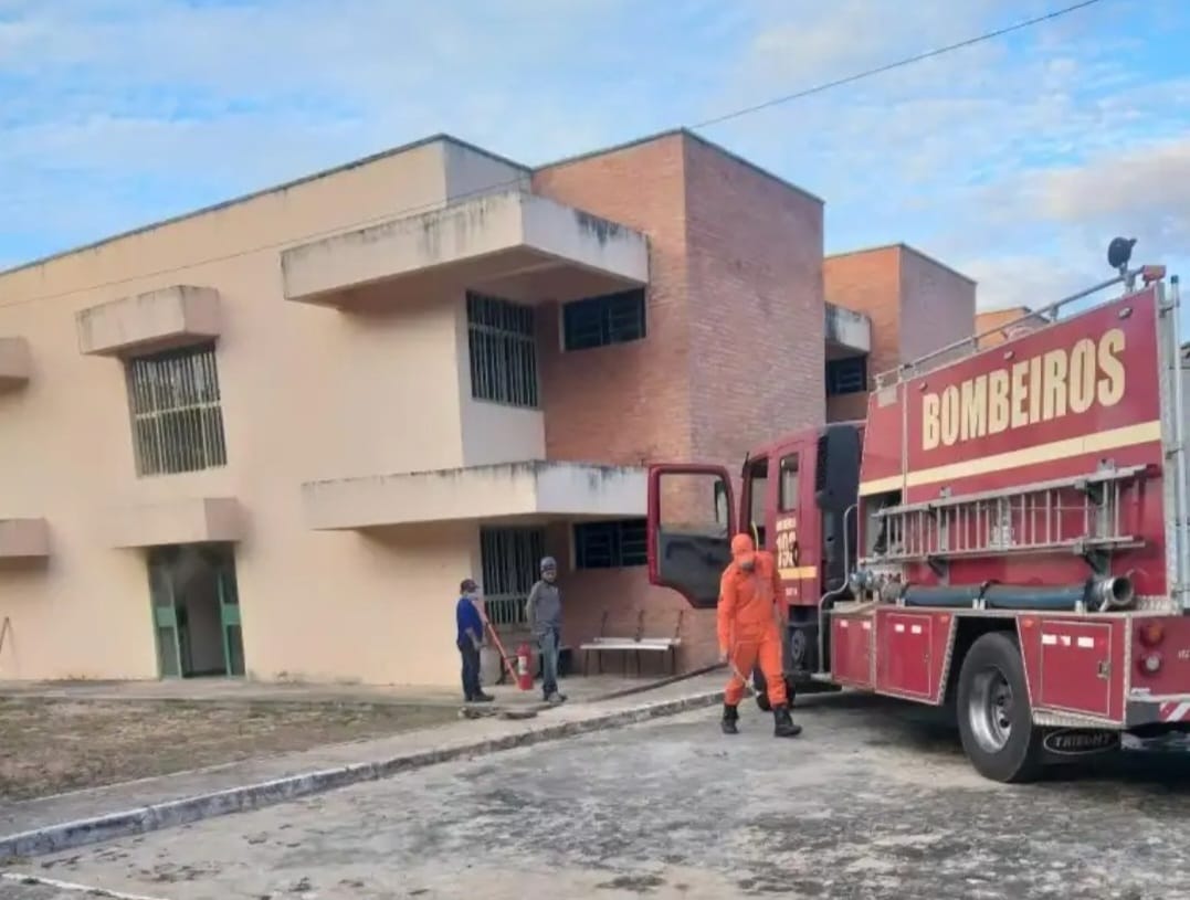 Incêndio atinge residência universitária no campus da UFPI em Floriano