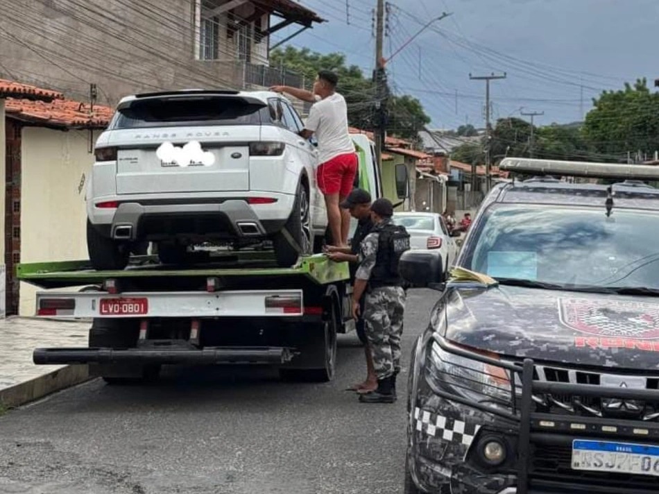 Range Rover Evoque de Ítallo Bruno sendo apreendida